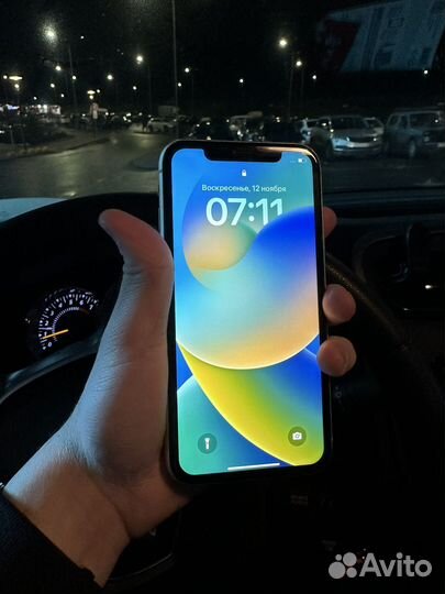 iPhone Xr, 64 ГБ
