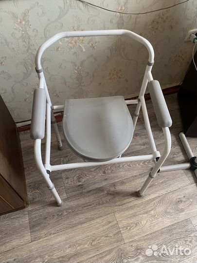 Кресло туалет для пожилых