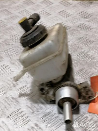 Цилиндр тормозов главный Renault Logan 2005 2014