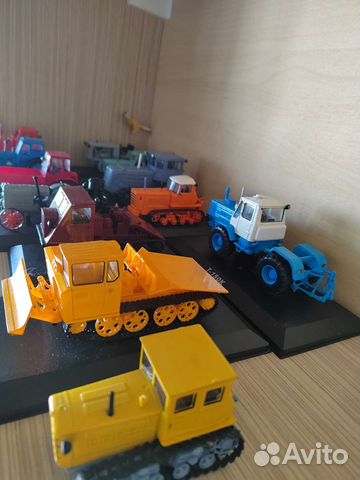 Коллекция моделей тракторов