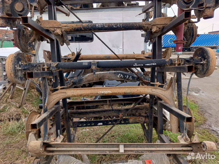 Задняя балка Nissan Tiida