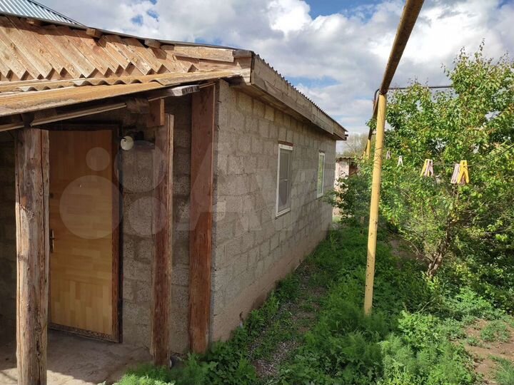 Дом 44 м² на участке 4 сот.