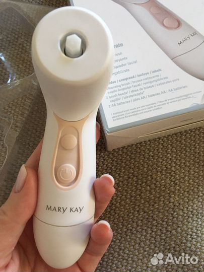 Щетка для лица Мэри Кэй