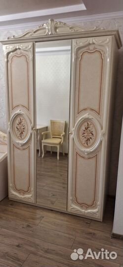 Спальный гарнитур бу