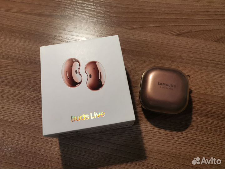 Беспроводные наушники Samsung Galaxy Buds Live