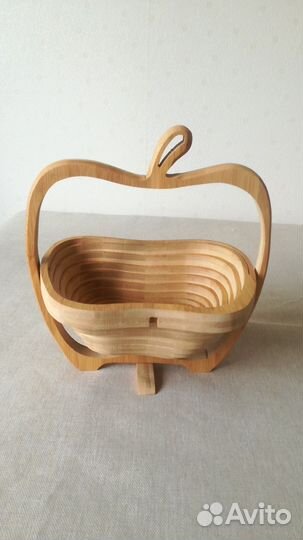 Корзина фруктовница из бамбука складная