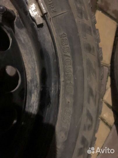 Bridgestone Blizzak Spike-01 185/65 R15