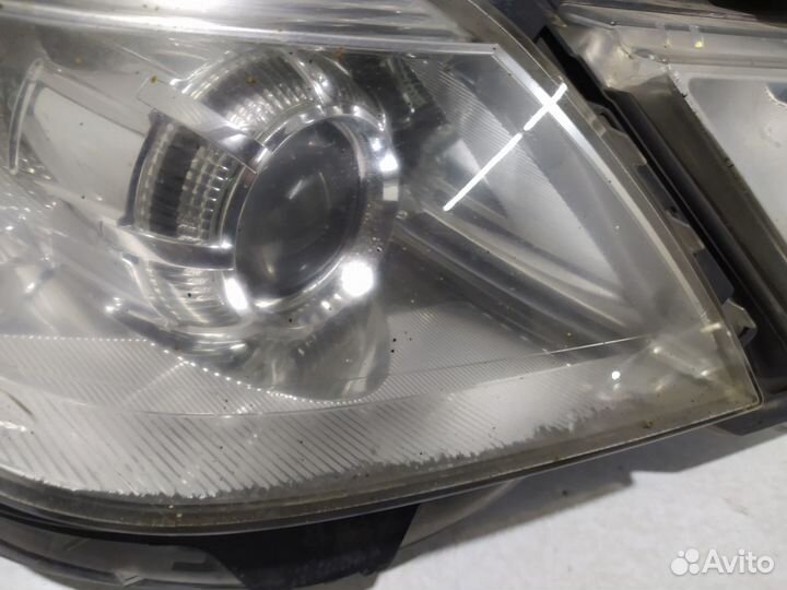 Фара правая Mercedes-Benz E-Class