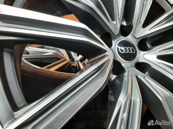 Оригинальные колеса r21 Audi Q8