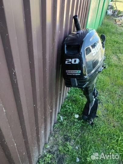 Suzuki four stroke 20л.с. лодочный мотор