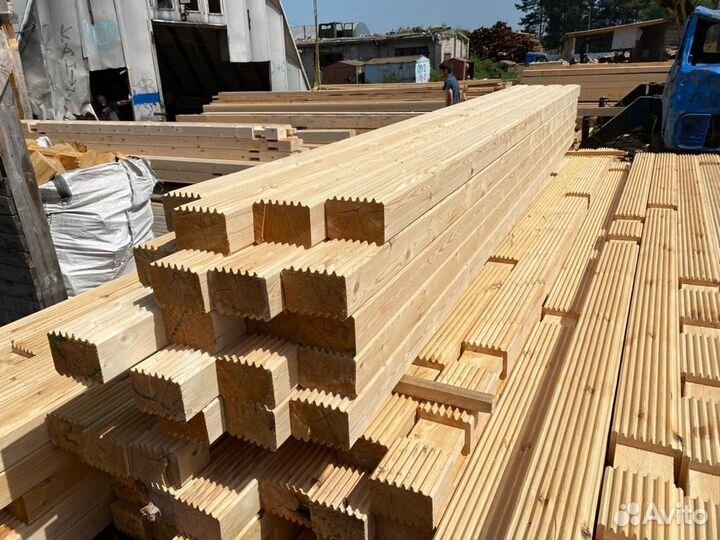 Сухой профилированный брус из сосны 150х200х6000