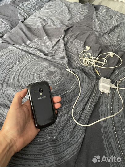Телефон Samsung galaxy s3 mini