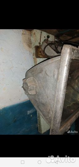 Прожектор бу