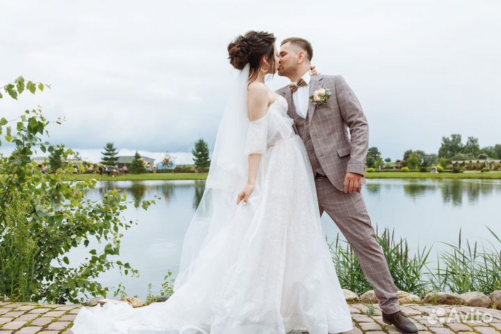 Шикарное Свадебное платье