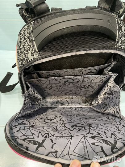 Рюкзак школьный для девочки Hummingbird