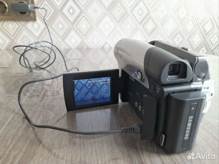 Видеокамера Samsung VP-DC161i