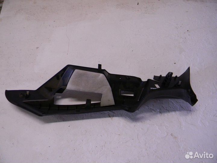 Обшивка багажника Focus III 2011