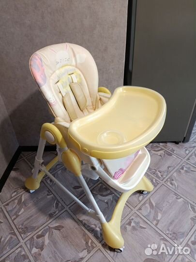 Стульчик для кормления