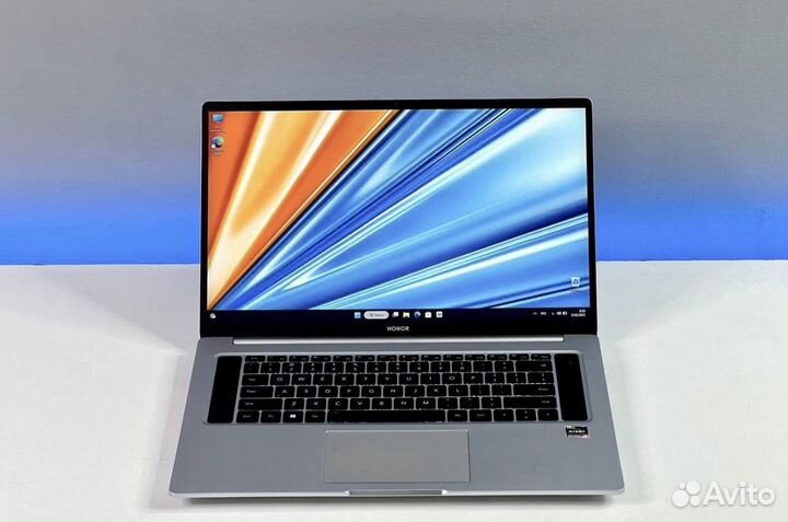 Honor magicbook 16 16/512gb 144hz