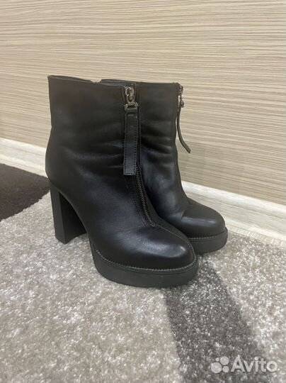 Зимние ботильоны 38