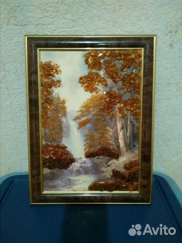 Картины из янтаря