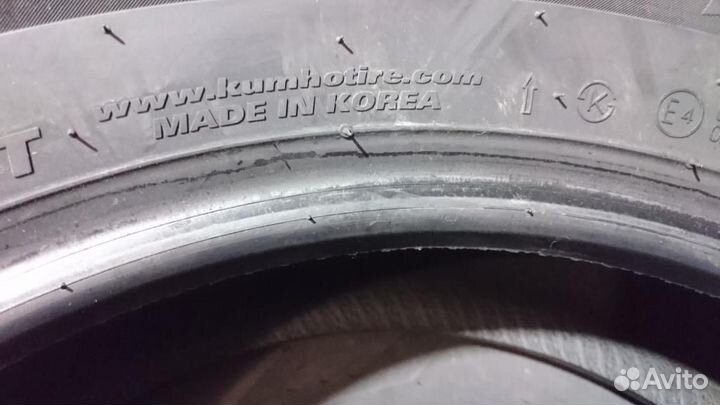 Kumho WinterCraft Ice Wi32 165/65 R14 79T
