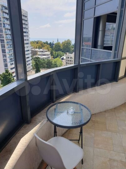 3-к. квартира, 107 м², 12/25 эт.