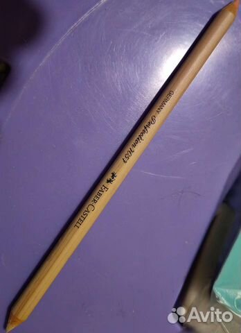 Карандаш water-based varnish