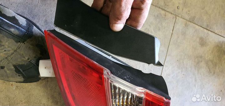 Тойота Камри 50 задний фонарь