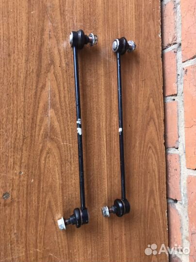 Стойка переднего стабилизатора Kia Sorento Prime 3