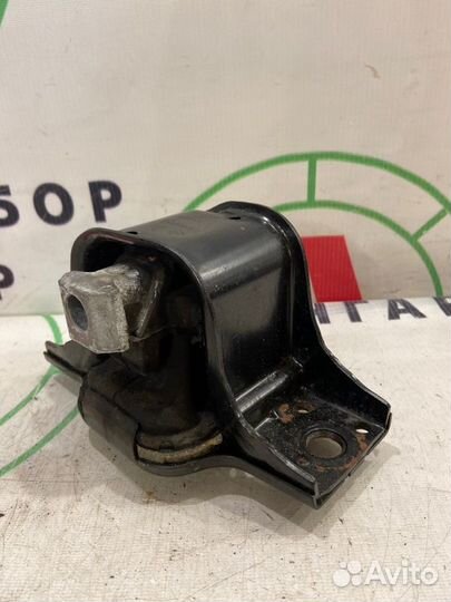 Опора (подушка) правая Nissan Qashqai J10E HR16DE