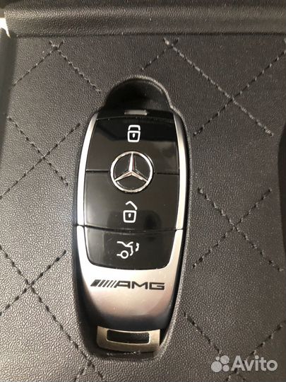 Ключ зажигания Mercedes AMG в кейсе