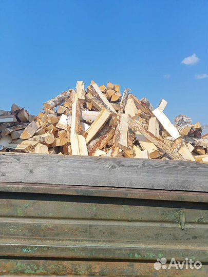 Дрова березовые колотые.Горбыль сухой пиленный