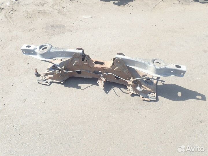 Балка подвески задняя Peugeot 406, 1996