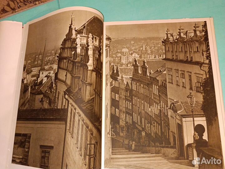 Прага архитектоника