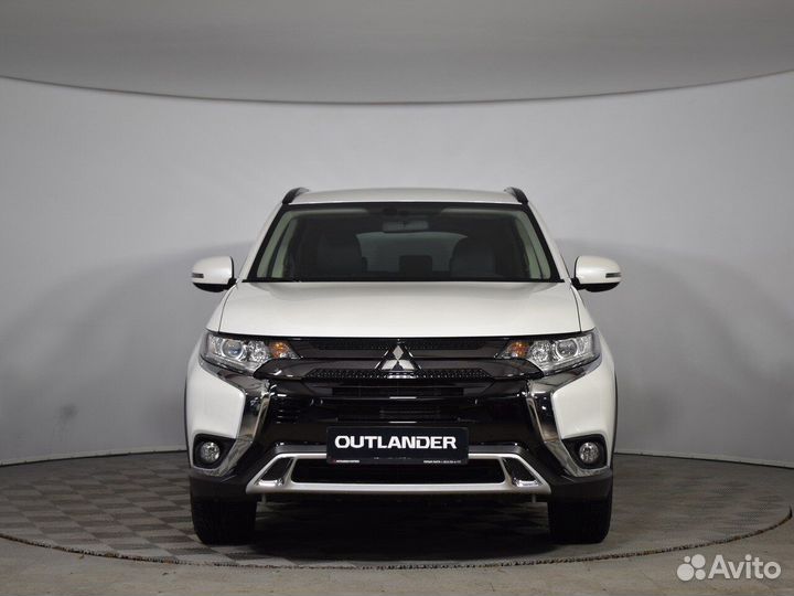 Mitsubishi Outlander 2 CVT, 2022