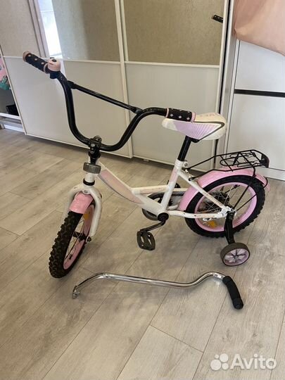 Детский волосипед 14 с родительской ручкой