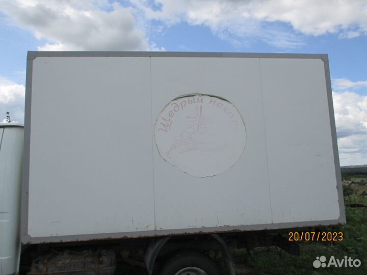 Продам термо будку хлебовозка