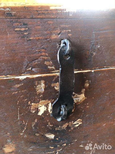 Сундук деревянный старинный