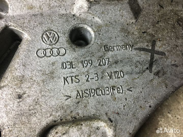 Кронштейн двигателя Volkswagen Tiguan 07-17