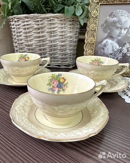 Антикварные чайные пары Crown Ducal