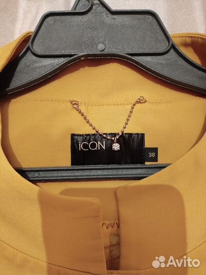 Продаю весенний плащ 38р