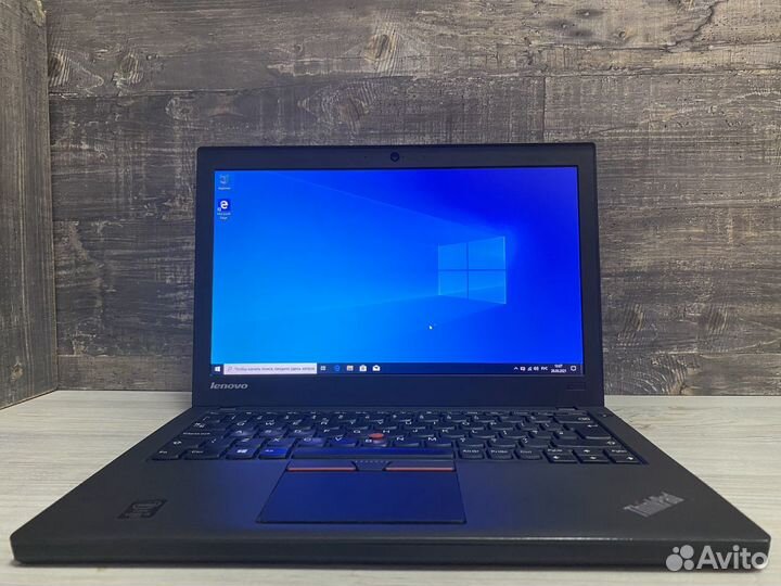 Легкий ноутбук Lenovo для работы и учебы