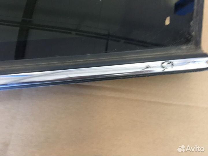 Стекло кузовное правое Chrysler Pacifica (5761)