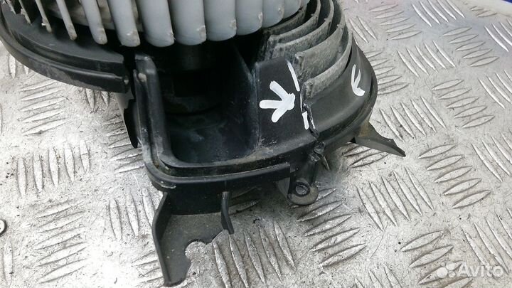 Моторчик печки Opel Corsa D 2007