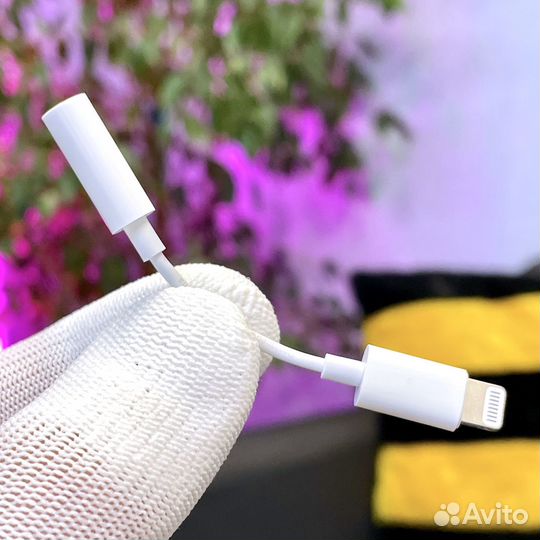 Apple Lightning - AUX из комплекта iPhone X/Xs