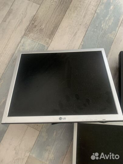 Монитор Samsung