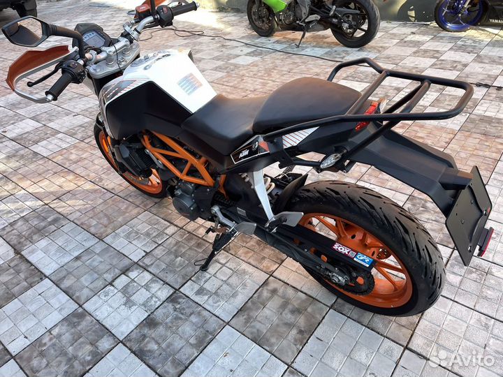 KTM 390 duke