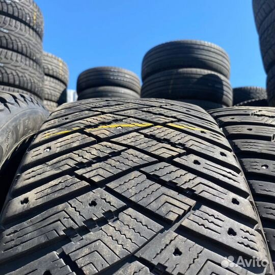 Goodyear Ultragrip Ice Arctic 235/50 R18 101T