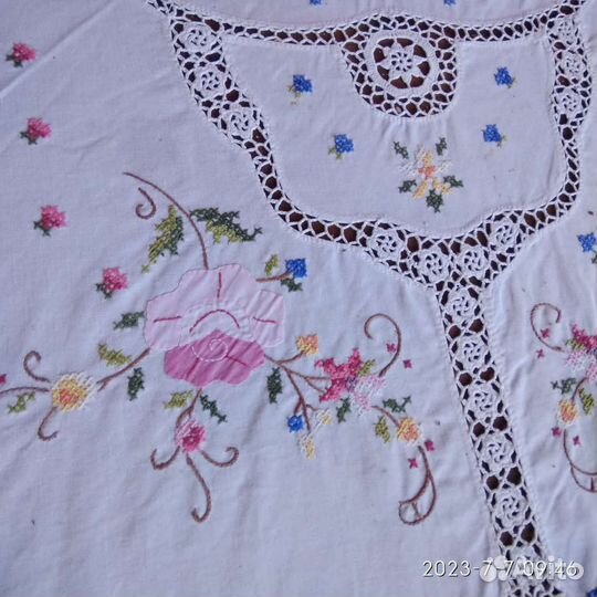 Скатерть винтаж ручная вышивка чайная роза